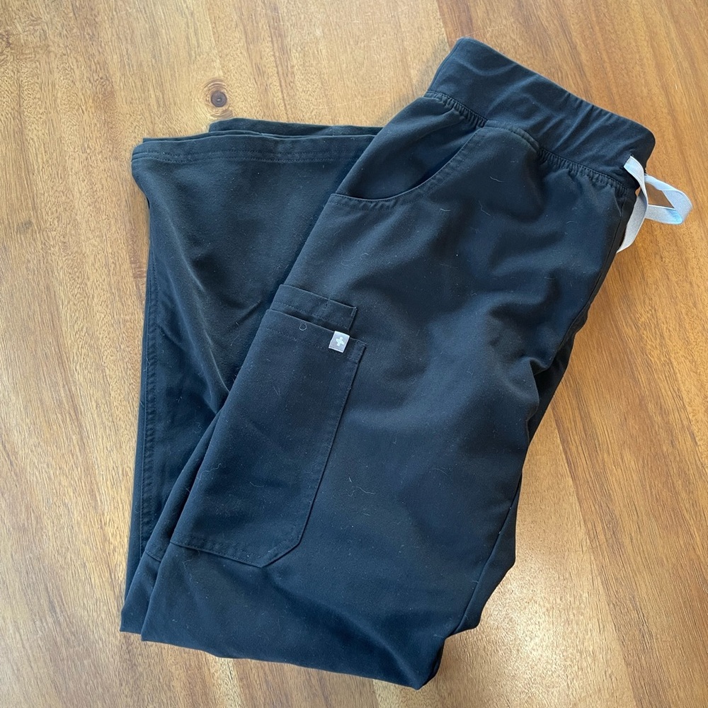 Figs scrub pants black